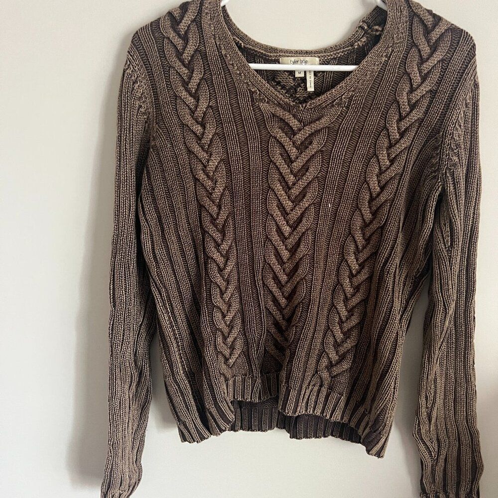 Tyler Boe medium‎ sweater